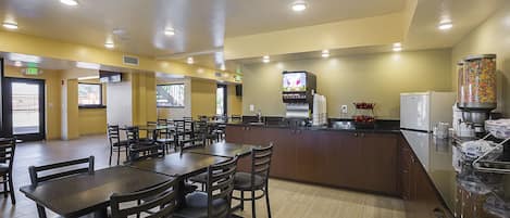 Free daily continental breakfast