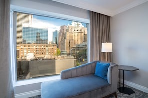 Grand Suite, 1 King Bed (Sofa bed, Wet Bar) | Premium bedding, minibar, in-room safe, desk