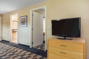 Desk, iron/ironing board, free cots/infant beds, free WiFi