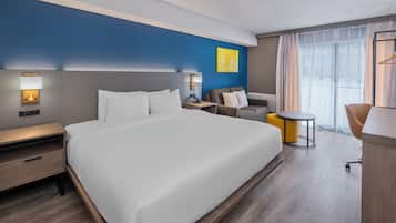 Room, 1 King Bed, Non Smoking (Upgrade) | Desk, iron/ironing board, free cribs/infant beds, free WiFi