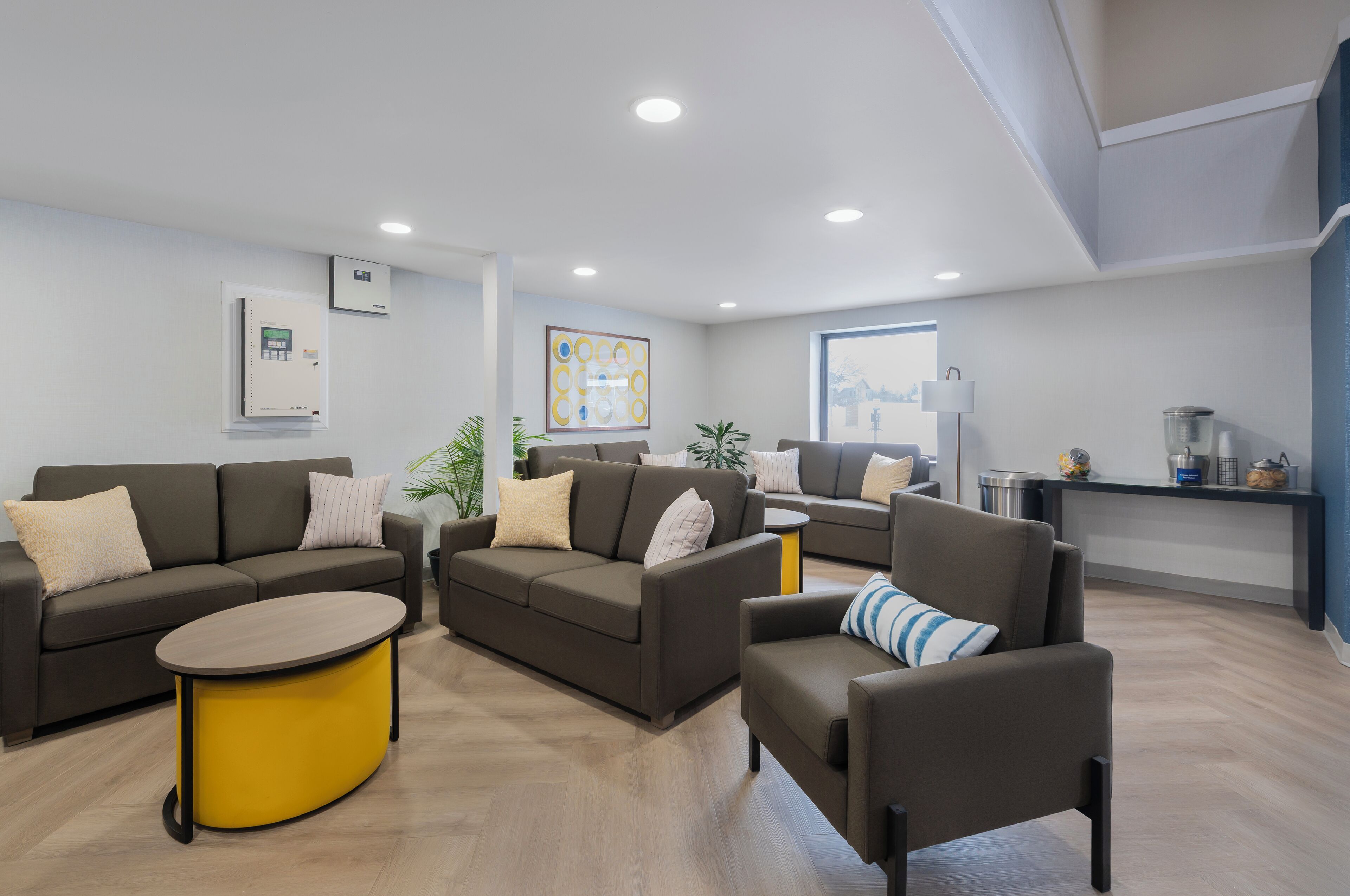 ロビー応接スペース