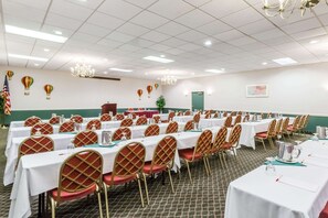 Meeting facility - Baymont by Wyndham Queensbury / Lake George (Queensbury)