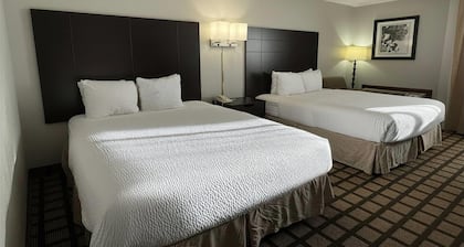 Baymont by Wyndham Queensbury / Lake George