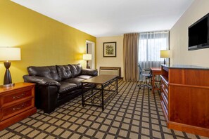 Studio Suite, 2 Queen Beds, Non Smoking | Hypo-allergenic bedding, in-room safe, desk, blackout drapes