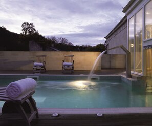 Indoor pool, outdoor pool