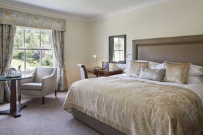 In-room safe, desk, iron/ironing board, free WiFi - Macdonald Bath Spa (Bath)