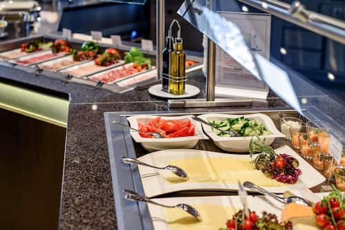 Frühstück, Mittagessen und Abendessen