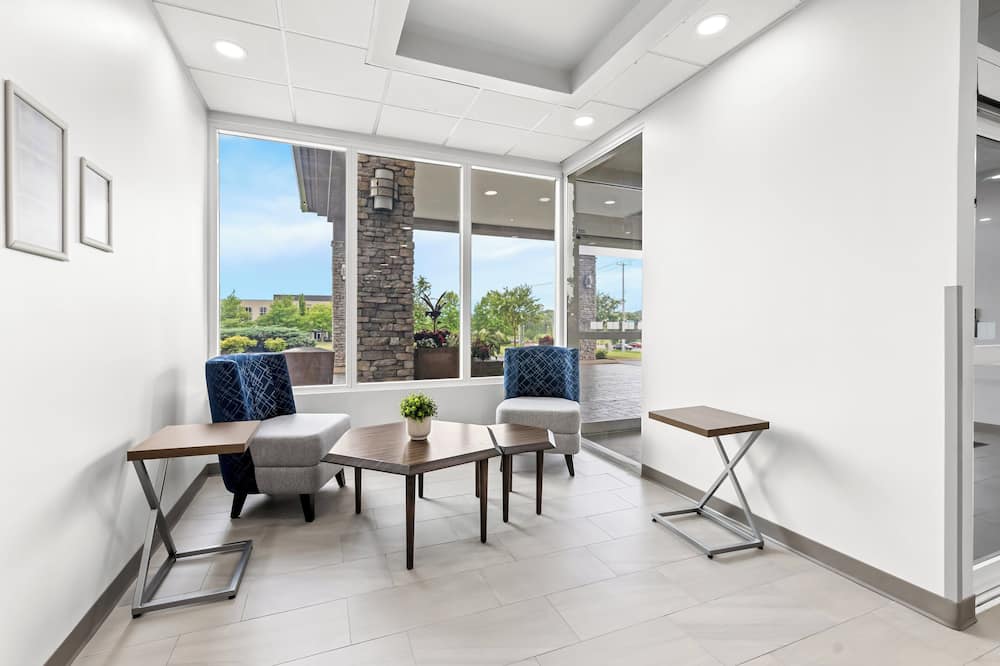 Holiday Inn Express Nashville-Hendersonville by IHG