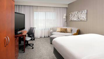 Desk, iron/ironing board, free WiFi, bed sheets