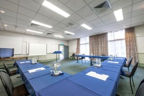 Meeting facility - Twin Towers Inn (Greenwich)