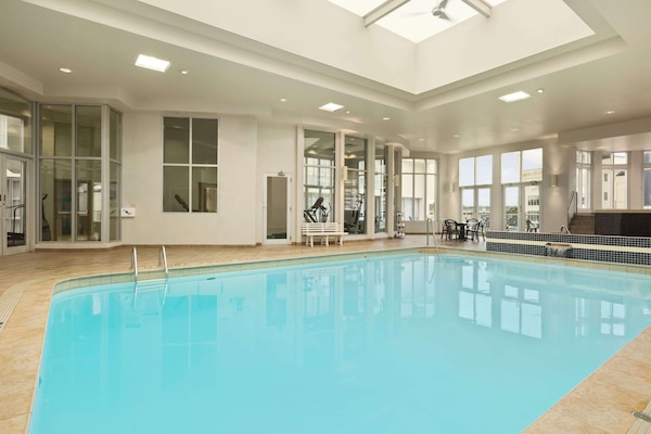 Piscine intérieure
