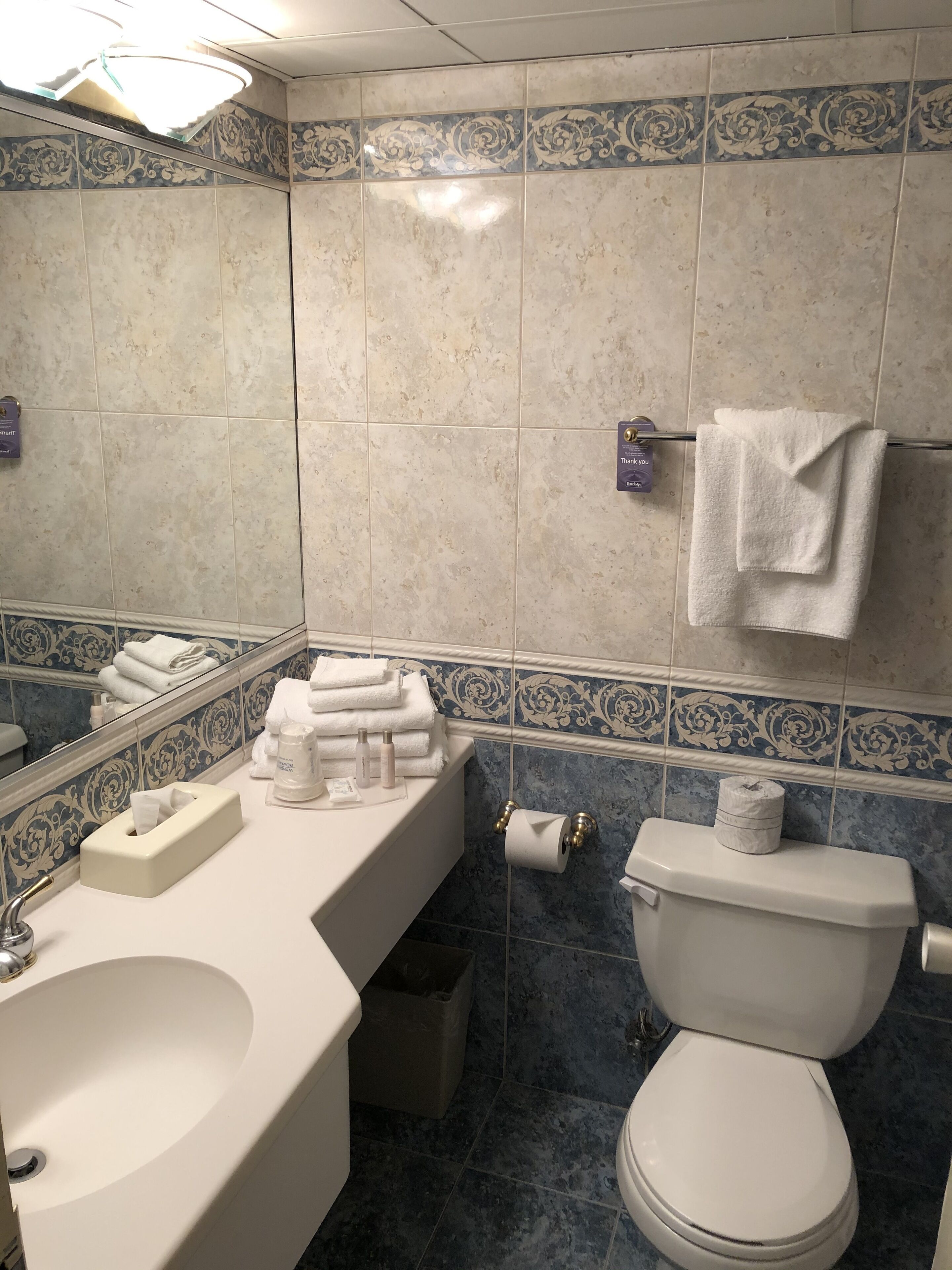 Photo - Travelodge by Wyndham Niagara Falls Fallsview