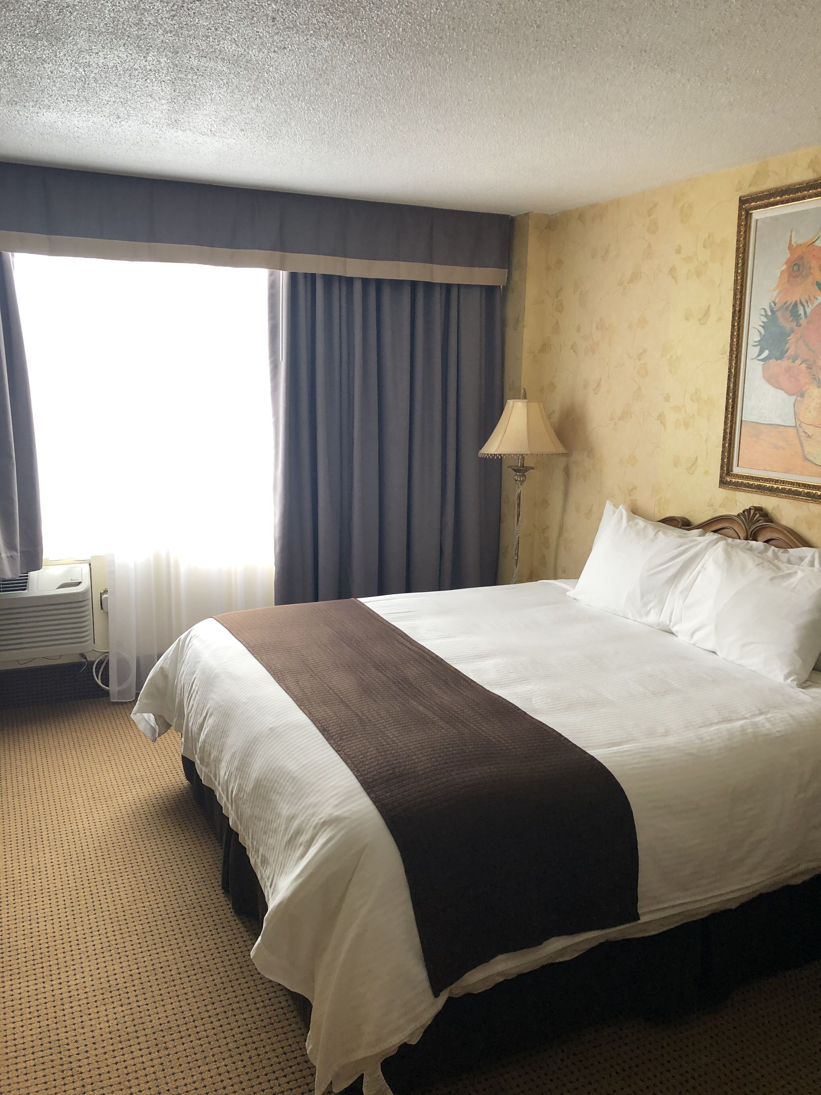 Photo - Travelodge by Wyndham Niagara Falls Fallsview