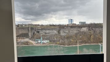 Studio Suite, 1 King Bed, Non Smoking | View from room
