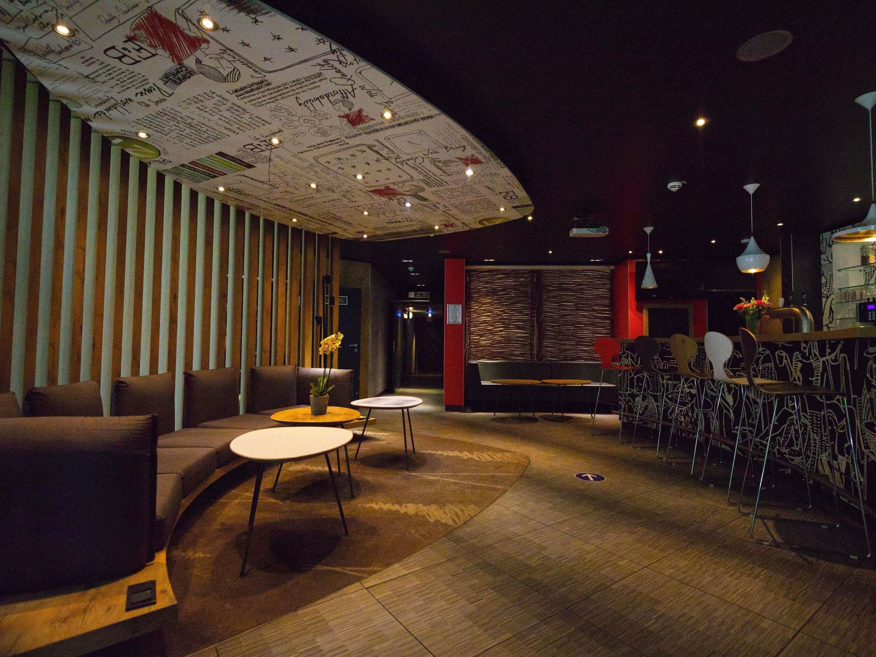 Bar (in der Unterkunft)