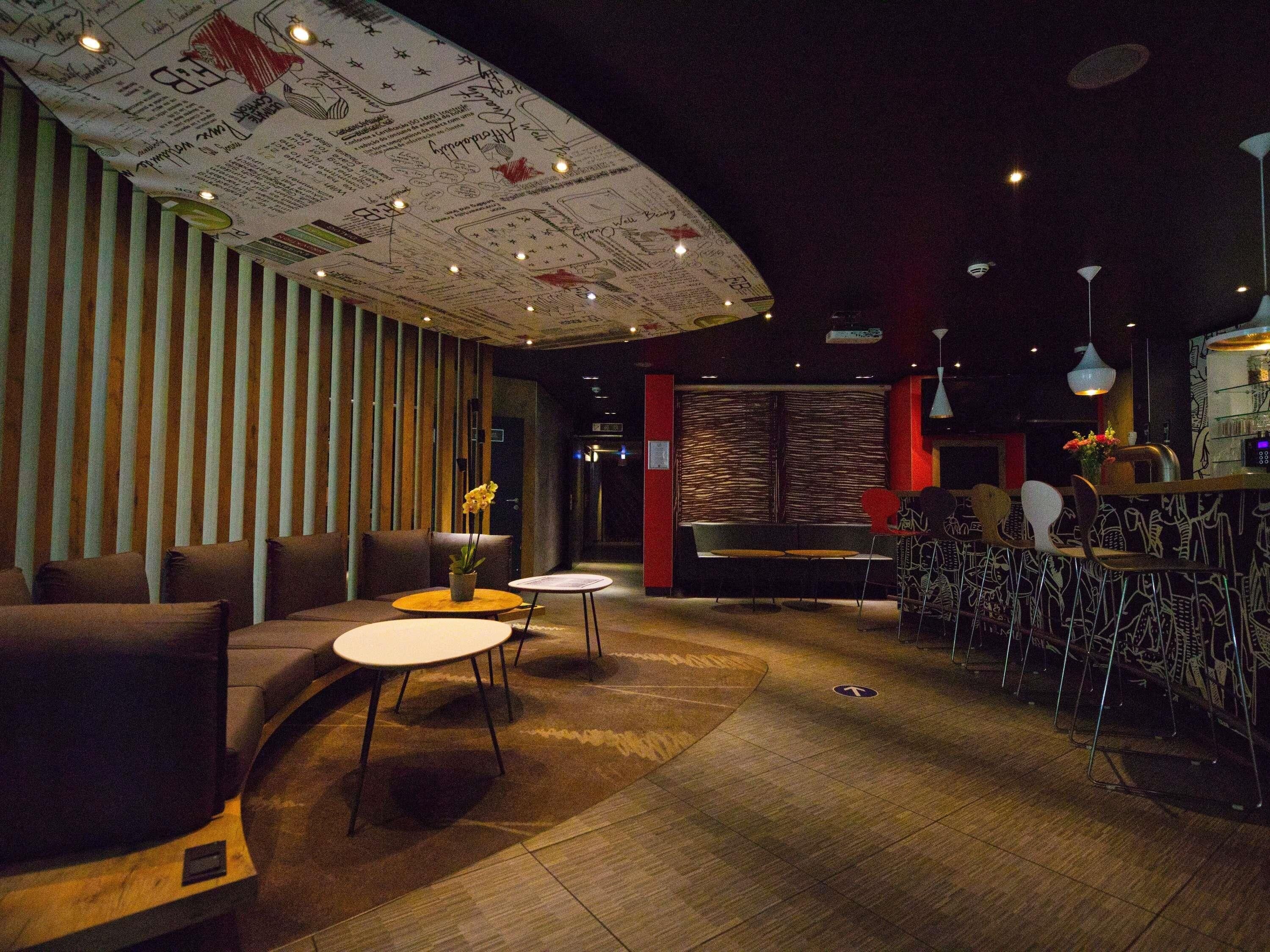 Bar (in der Unterkunft)