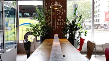 Bar (in der Unterkunft)