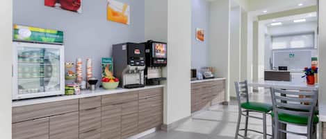 Free daily cooked-to-order breakfast