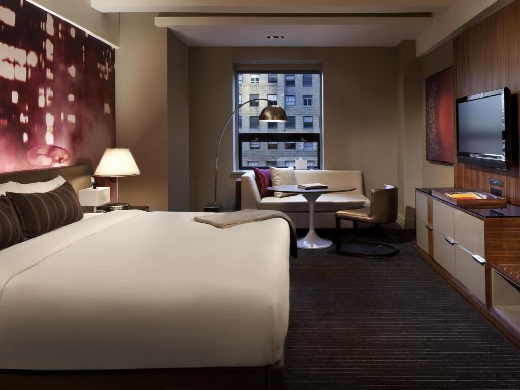Premium bedding, pillow-top beds, minibar, in-room safe