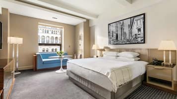 Deluxe Room, 1 King Bed | Premium bedding, pillow-top beds, minibar, in-room safe