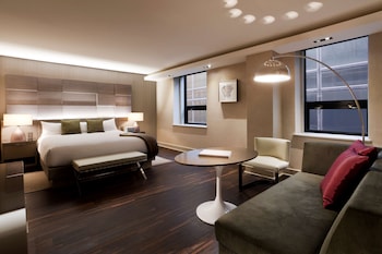 Premium bedding, pillowtop beds, minibar, in-room safe at Hyatt Grand Central New York