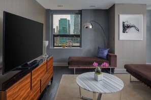 Suite, 1 Bedroom, City View