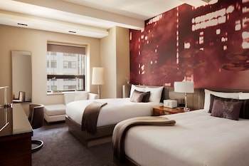 Premium bedding, pillowtop beds, minibar, in-room safe at Hyatt Grand Central New York