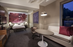 Suite, Corner