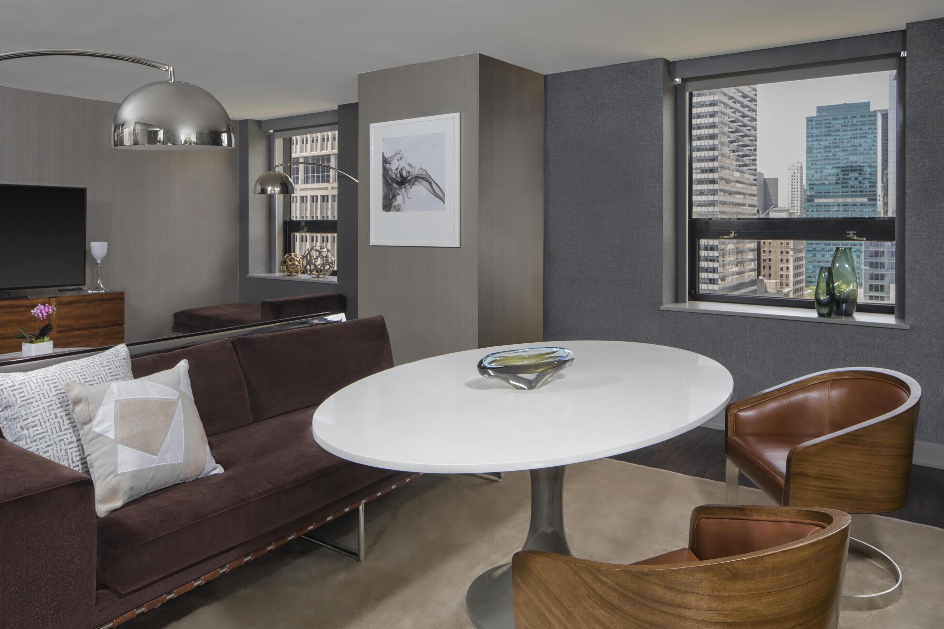 Premium bedding, pillow-top beds, minibar, in-room safe