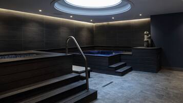 Sauna, poreallas, turkkilainen sauna, vartalohoitoja, kasvohoitoja