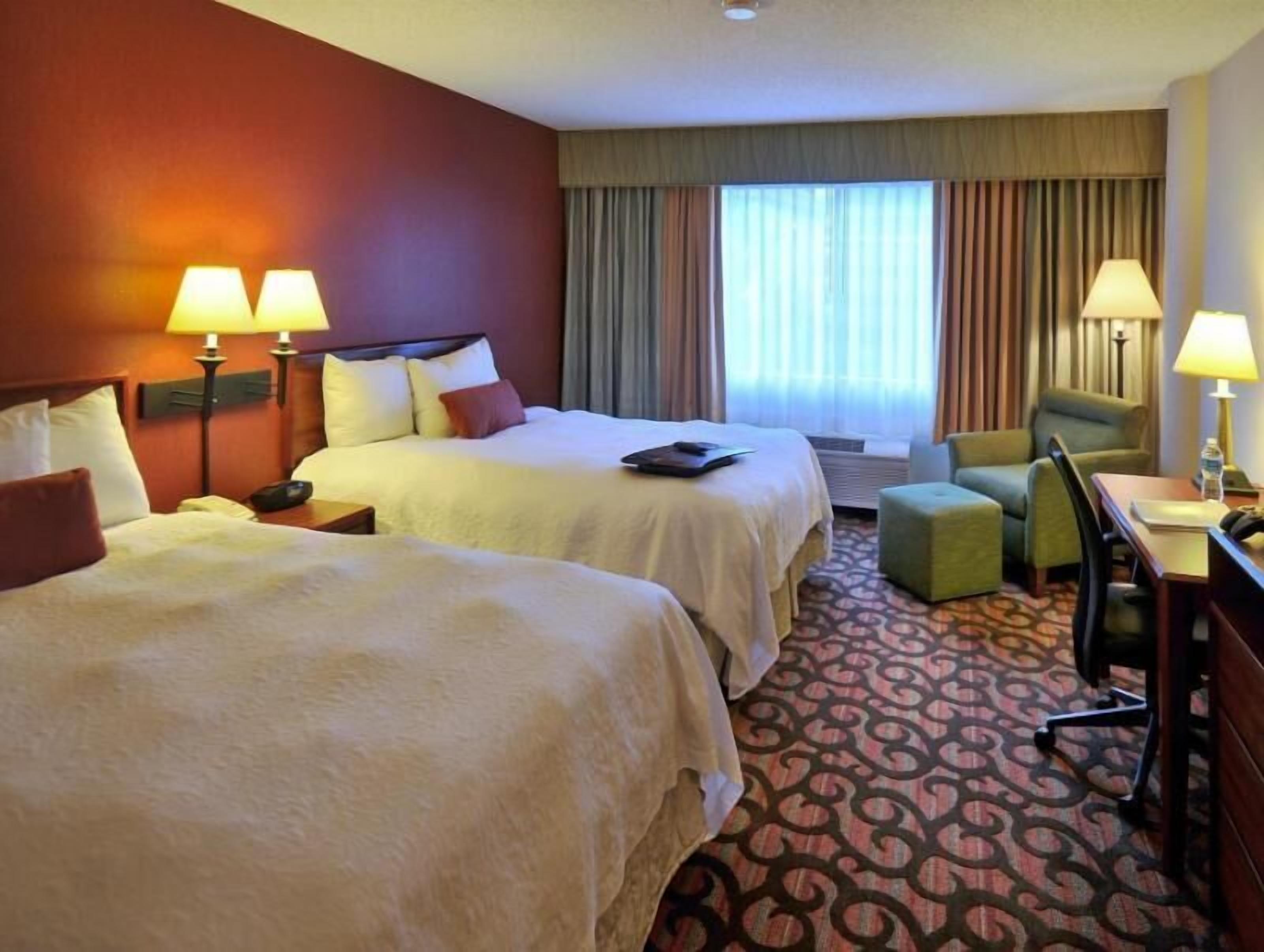 Premium bedding, pillowtop beds, in-room safe, desk