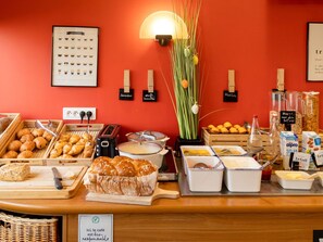 Daily buffet breakfast for a fee