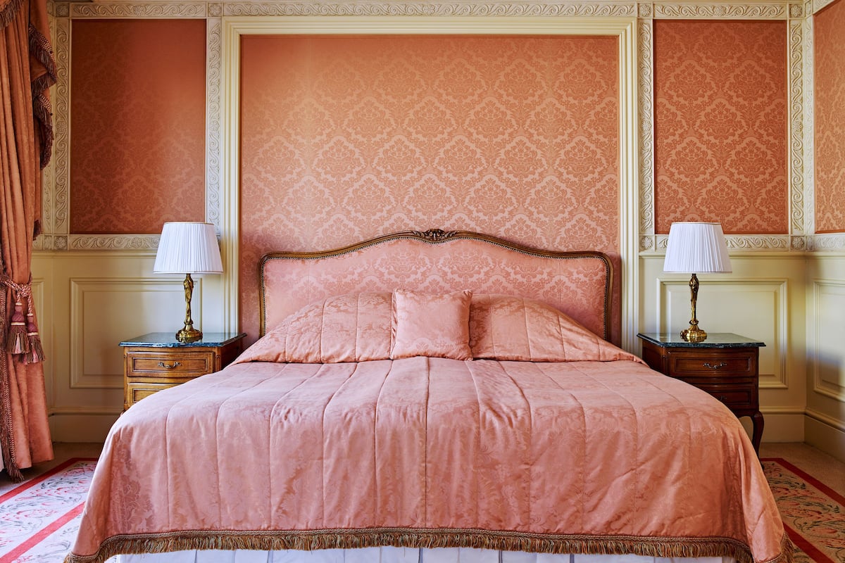 1 habitación, ropa de cama hipoalergénica y minibar
