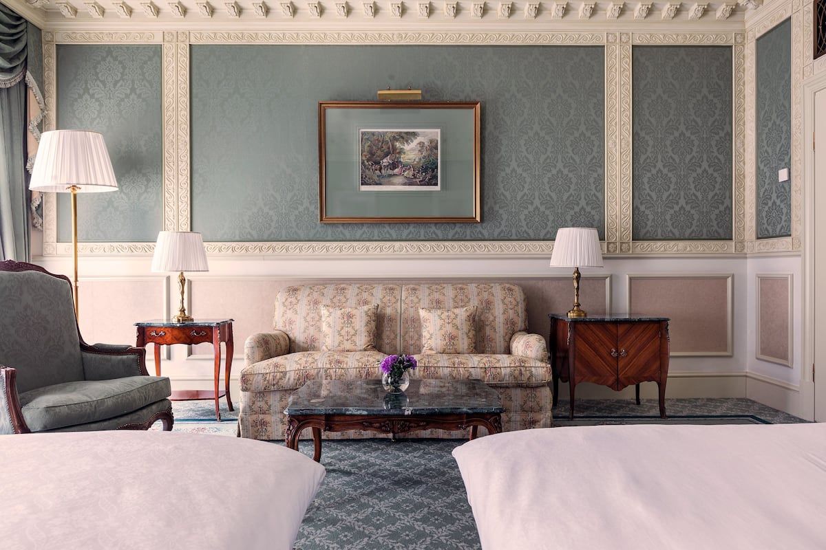 1 habitación, ropa de cama hipoalergénica y minibar