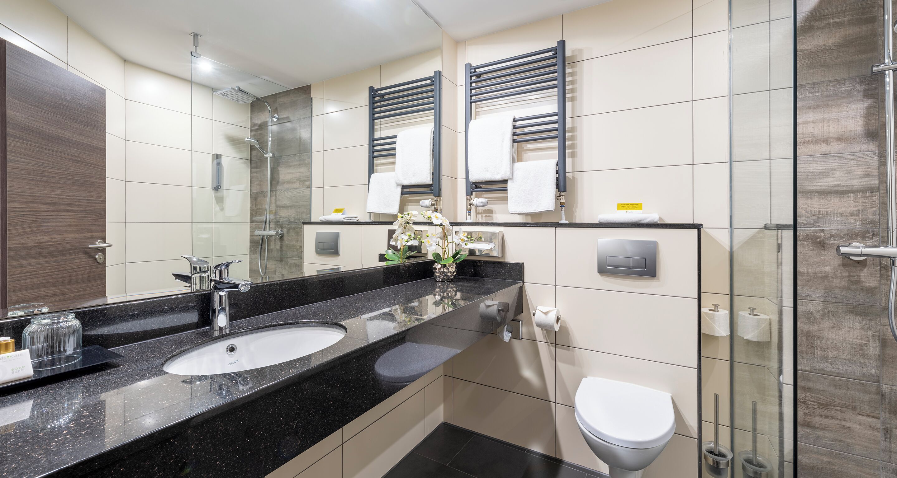 Foto - PLAZA INN Schmöker-Hof