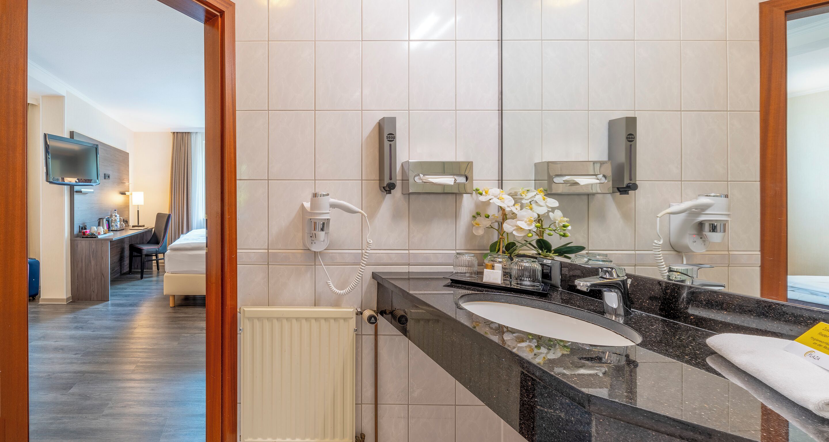 Foto - PLAZA INN Schmöker-Hof