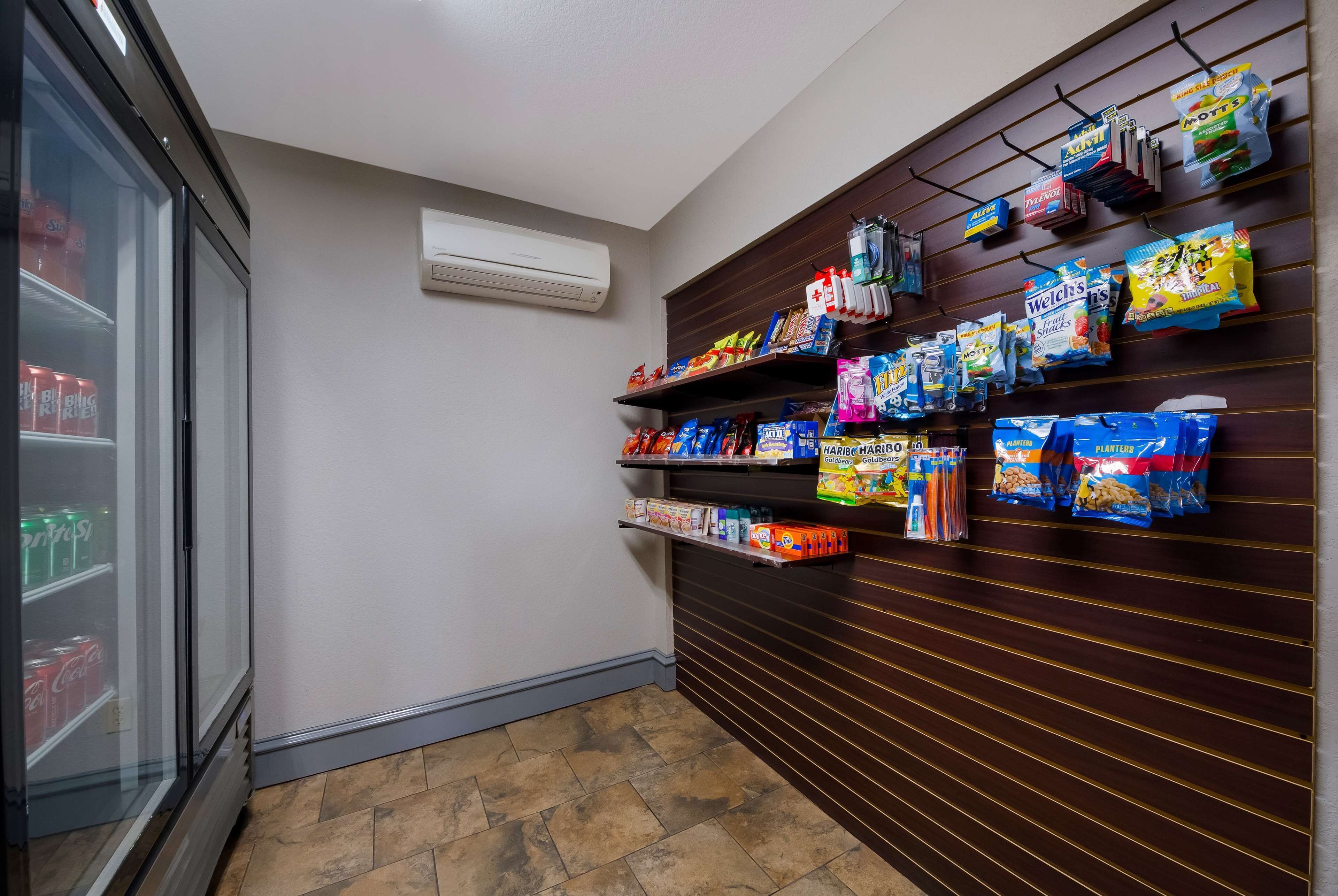 Photo - SureStay Plus Hotel by Best Western San Antonio North