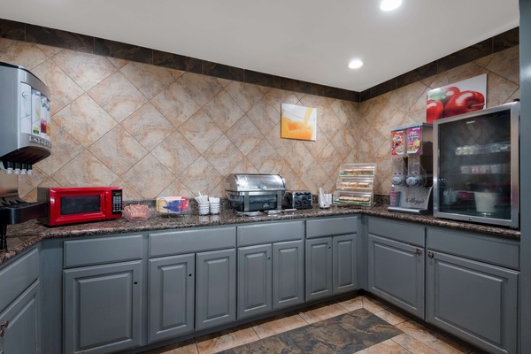 Free daily on-the-go breakfast