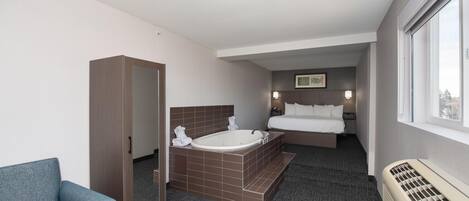 Presidential Suite, 1 King Bed, Jetted Tub
