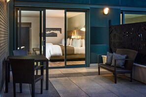 Premium Room, 2 Queen Beds, Patio (City View) | Premium bedding, pillowtop beds, in-room safe, desk - The Westin Denver Downtown (Denver)