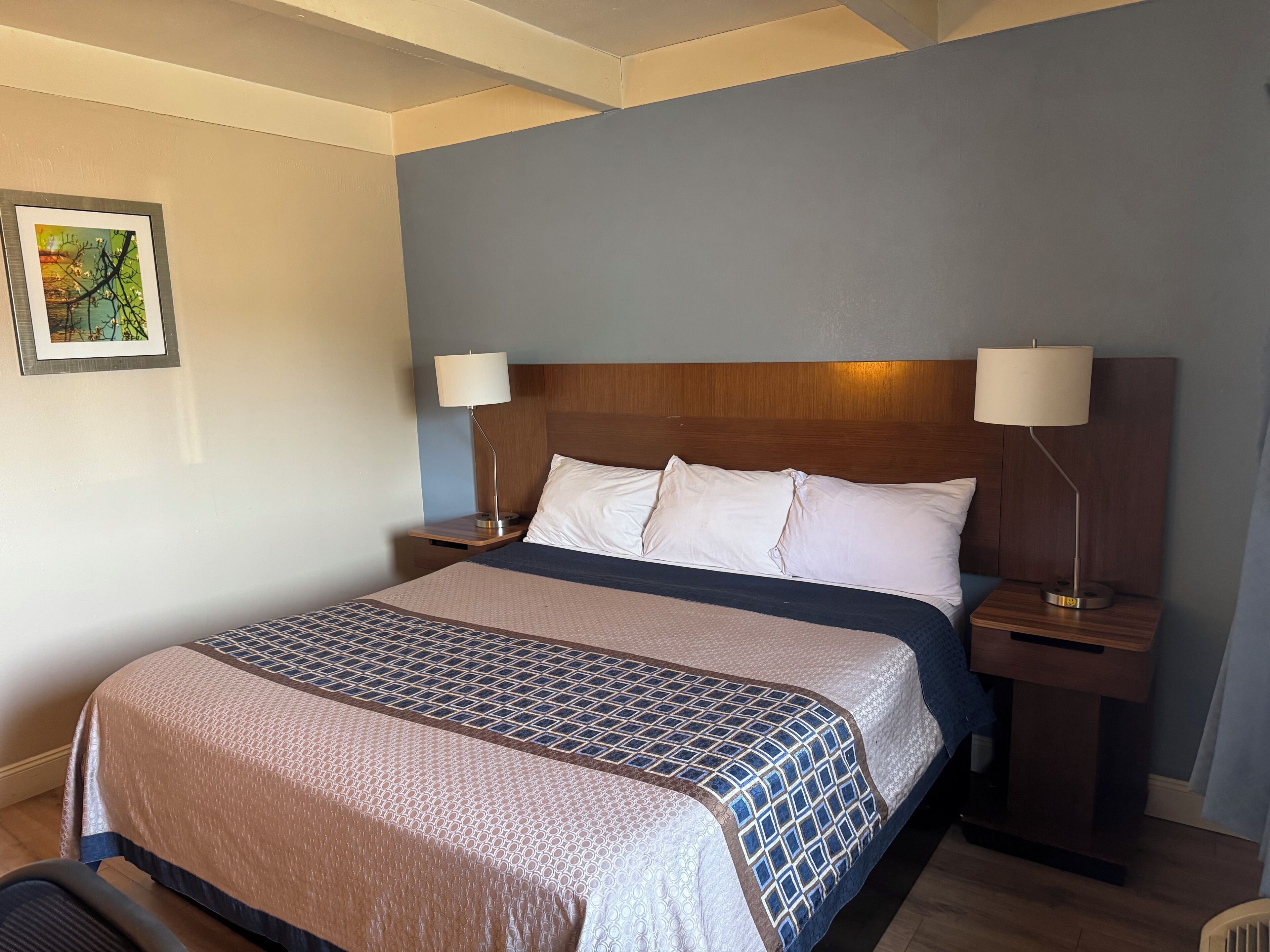 Desk, blackout drapes, free WiFi, bed sheets
