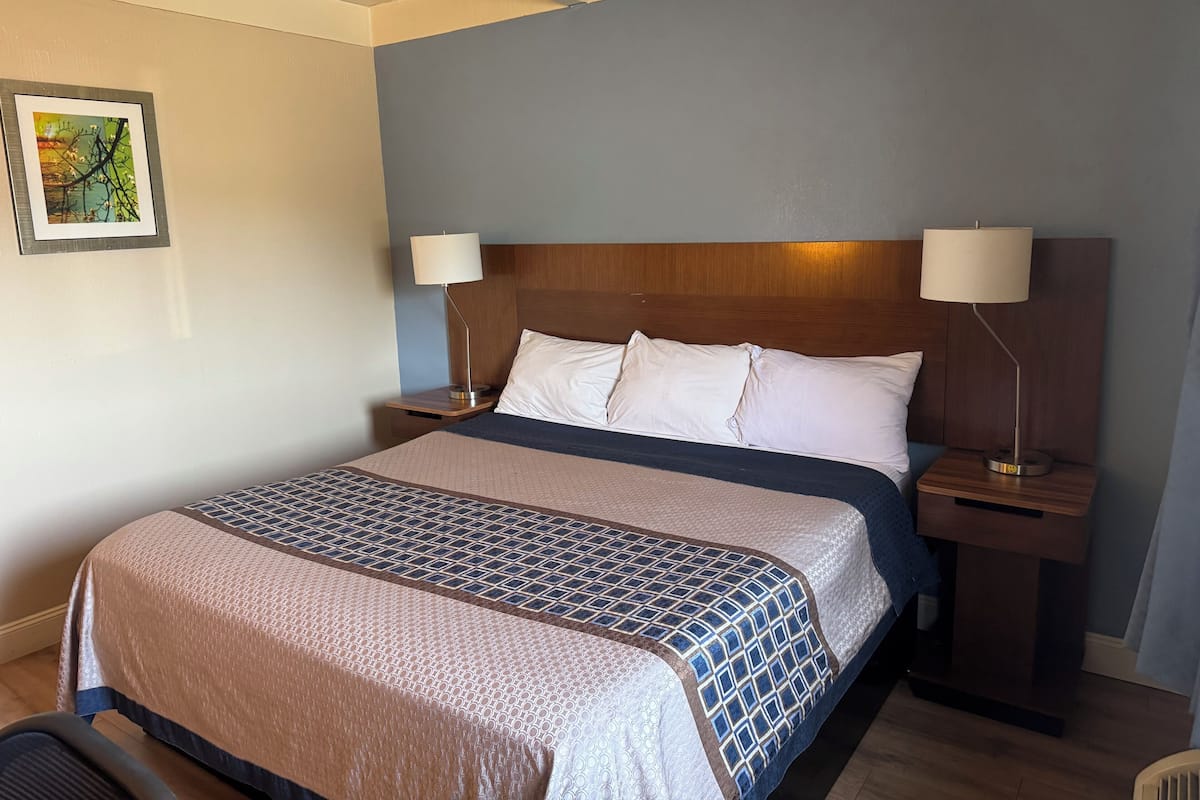 Desk, blackout drapes, WiFi (free), bed sheets