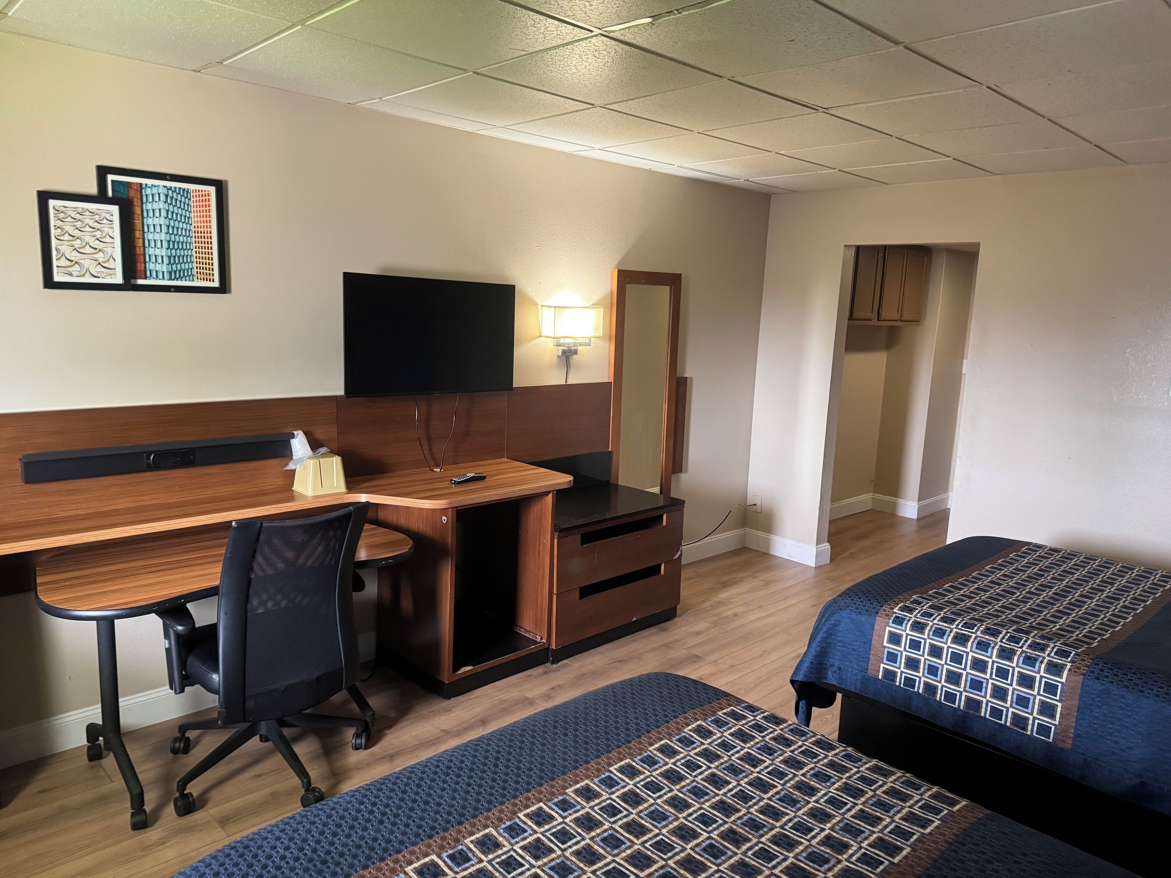 Desk, blackout drapes, free WiFi, bed sheets