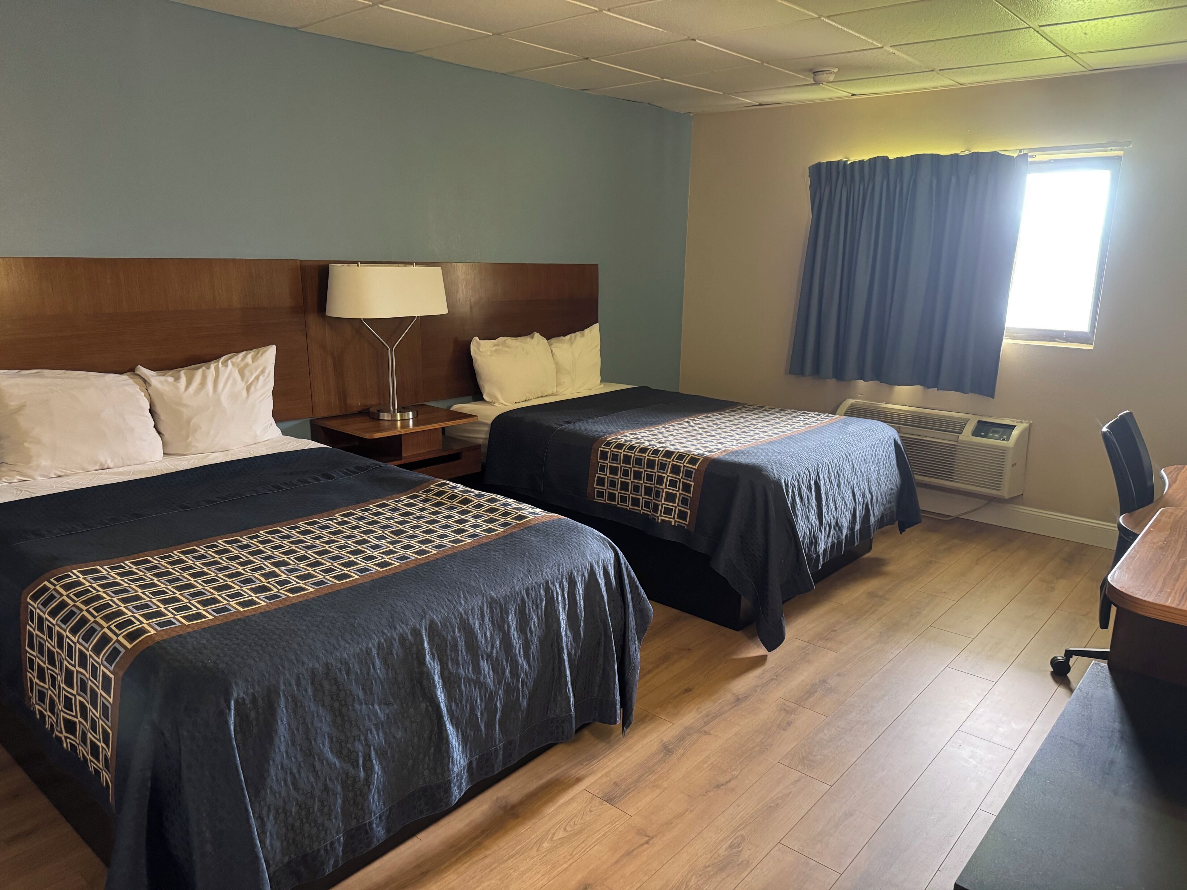 Desk, blackout drapes, free WiFi, bed sheets