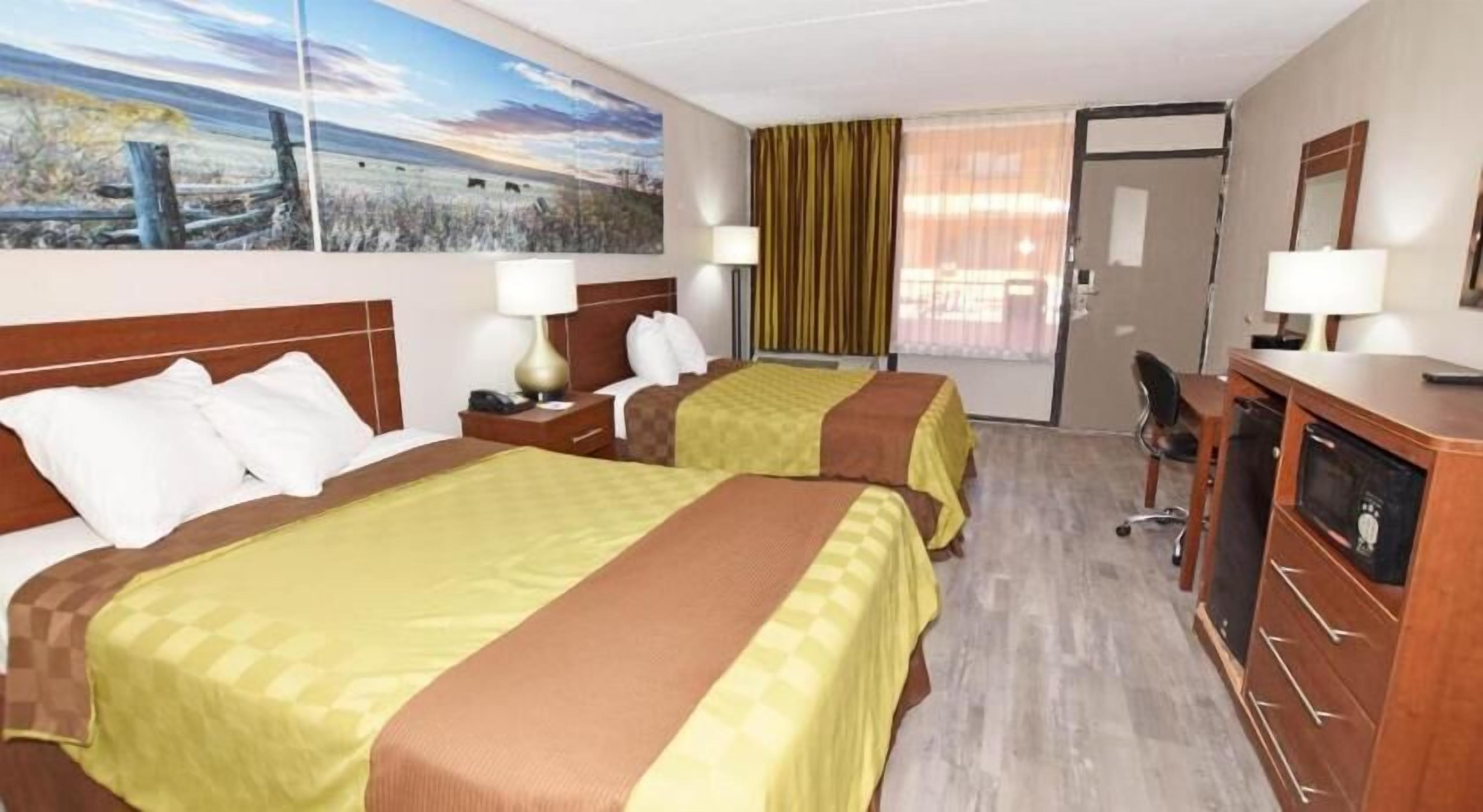 Desk, iron/ironing board, free WiFi, bed sheets