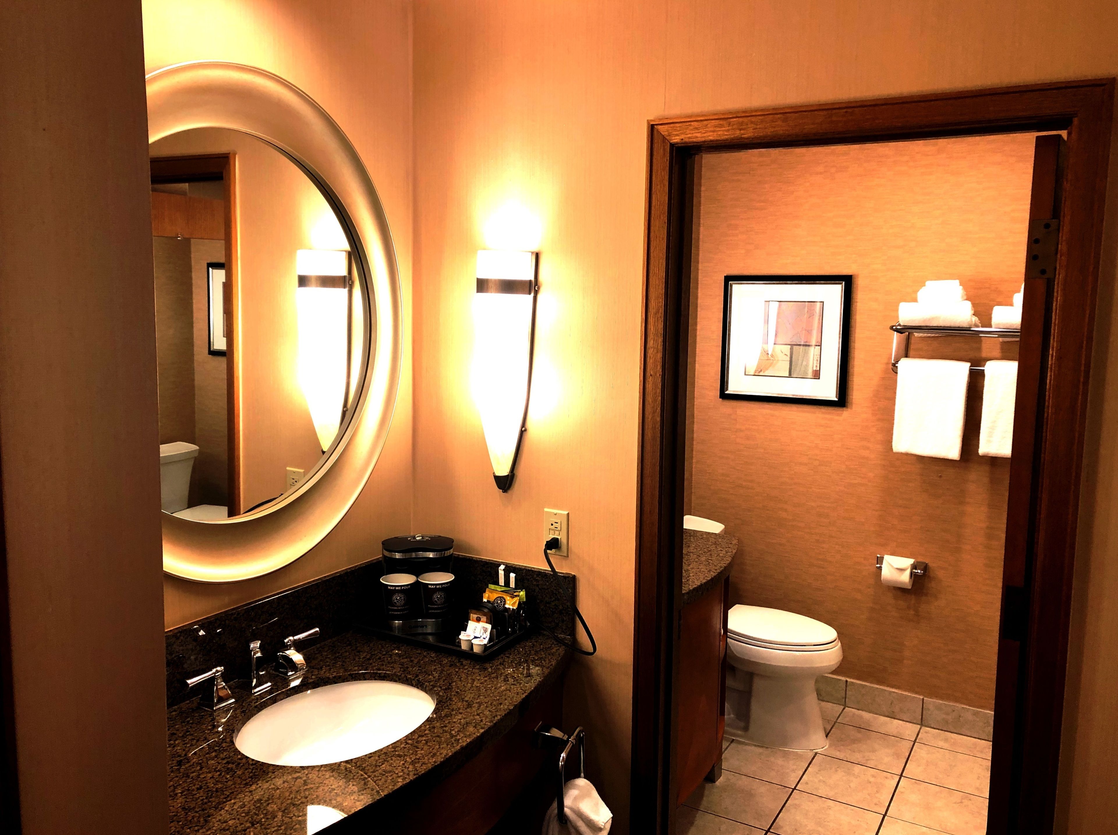 combined shower/bathtub, eco-friendly toiletries, hair dryer, towels