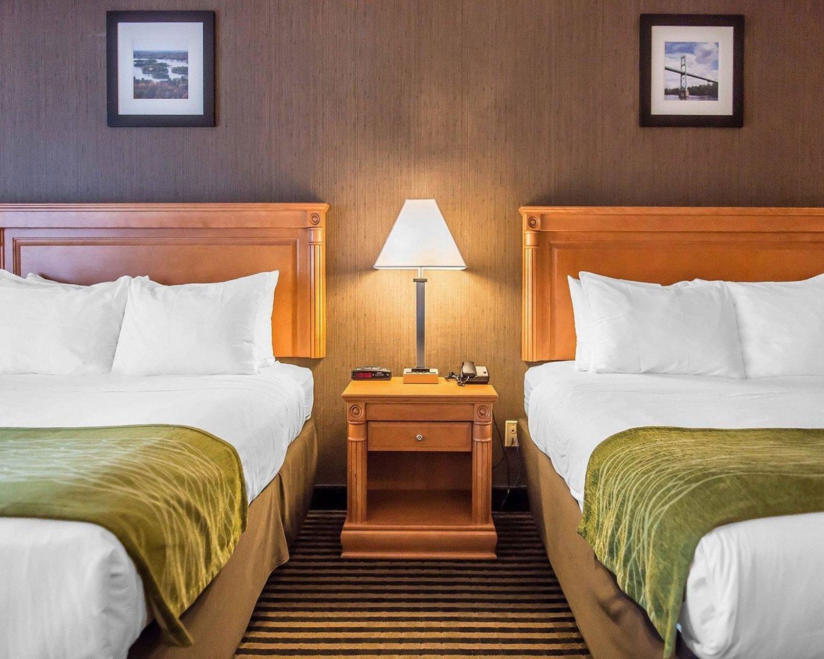 特厚豪華床墊、書桌、遮光窗簾/窗簾、熨斗/熨衫板