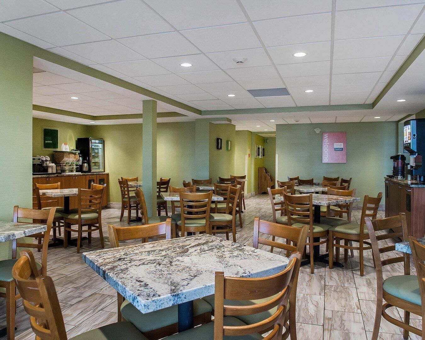 Free daily buffet breakfast
