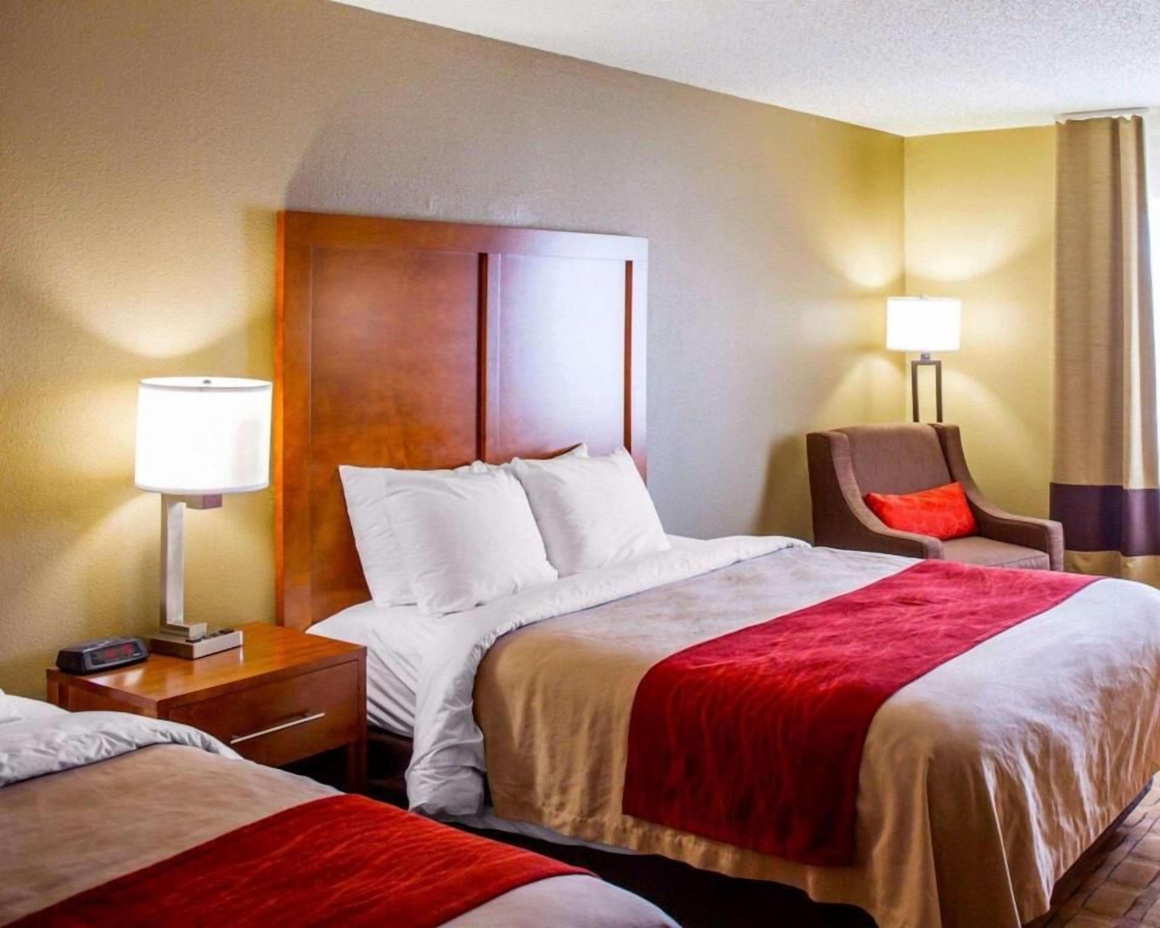 Literie de qualité, lit avec matelas à plateau-coussin