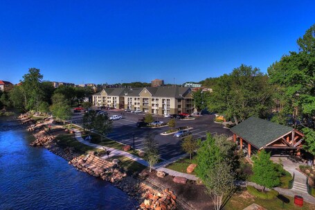 Econo Lodge Pigeon Forge Riverside - Image 14
